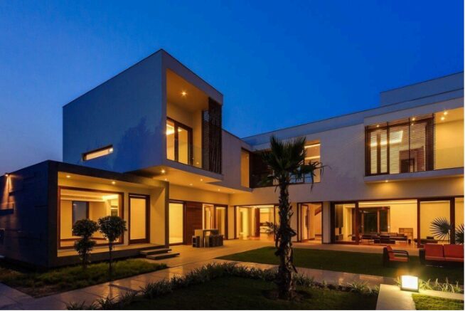Interior vs. Exterior Architectural Lighting
